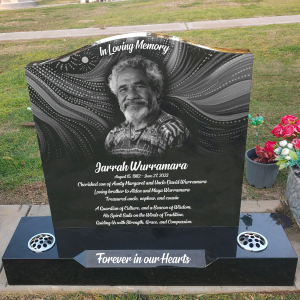 Laser etched serpentine headstone